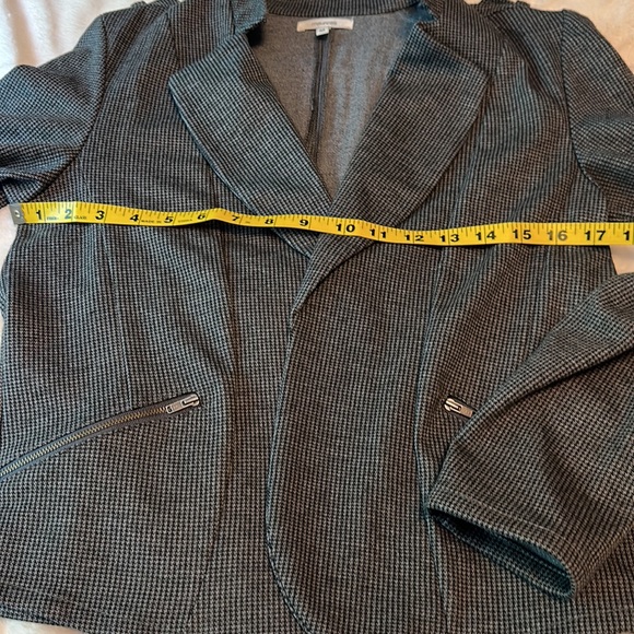 Maurice’s jacket - Picture 7 of 8